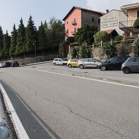 Il Nido Di Tiffany Apartamento Massino Visconti Exterior foto