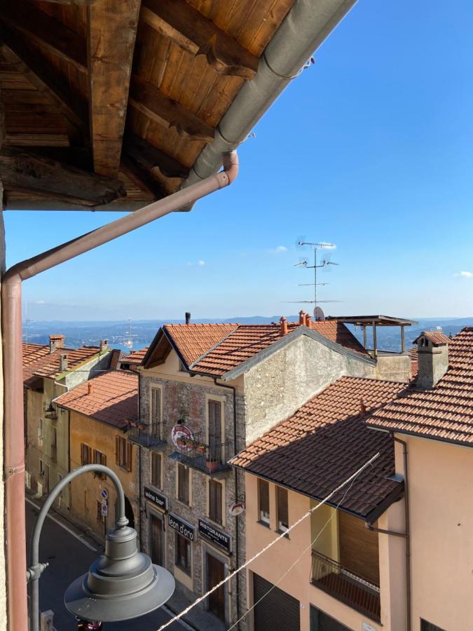 Il Nido Di Tiffany Apartamento Massino Visconti Exterior foto