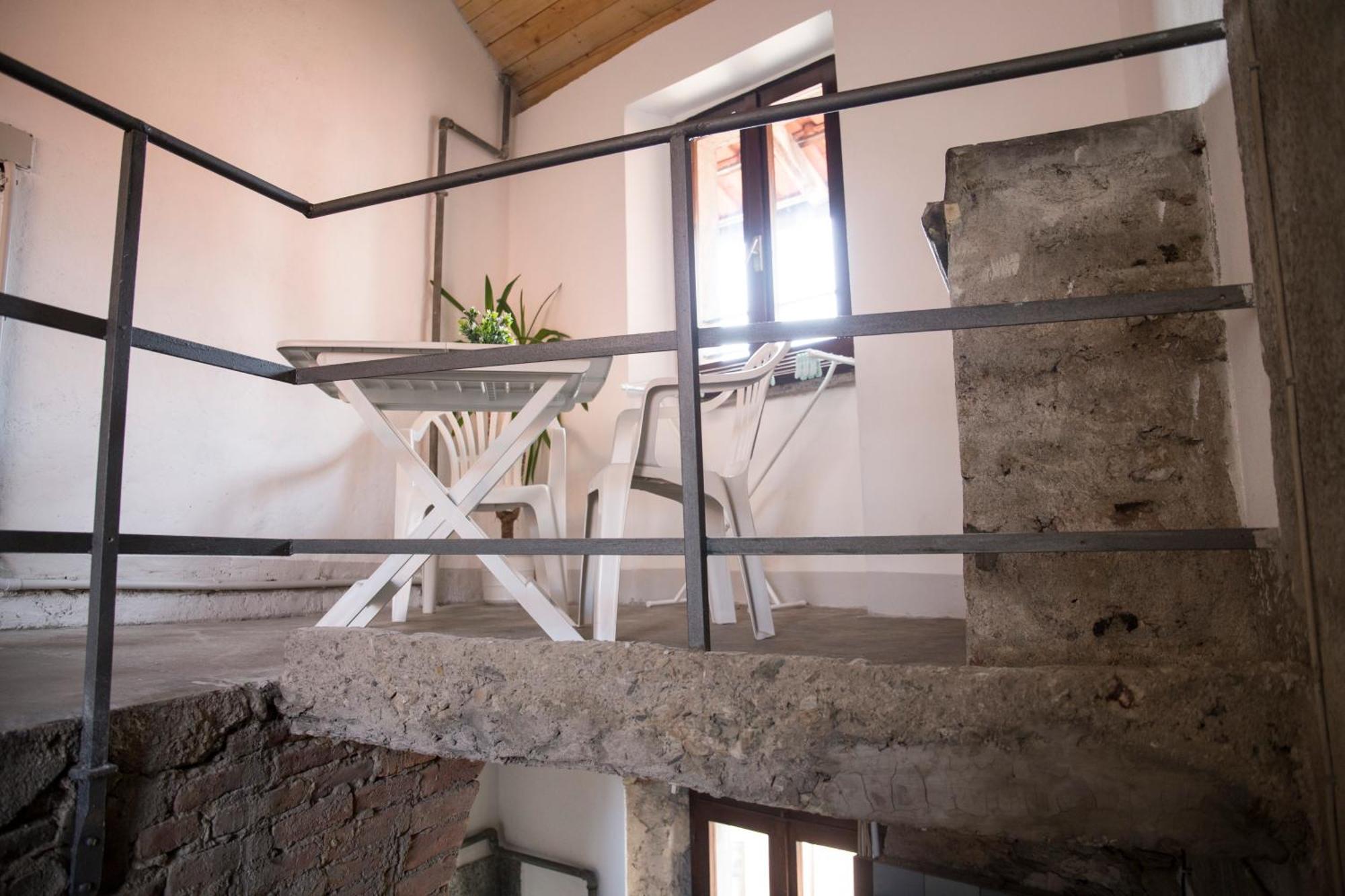 Il Nido Di Tiffany Apartamento Massino Visconti Exterior foto
