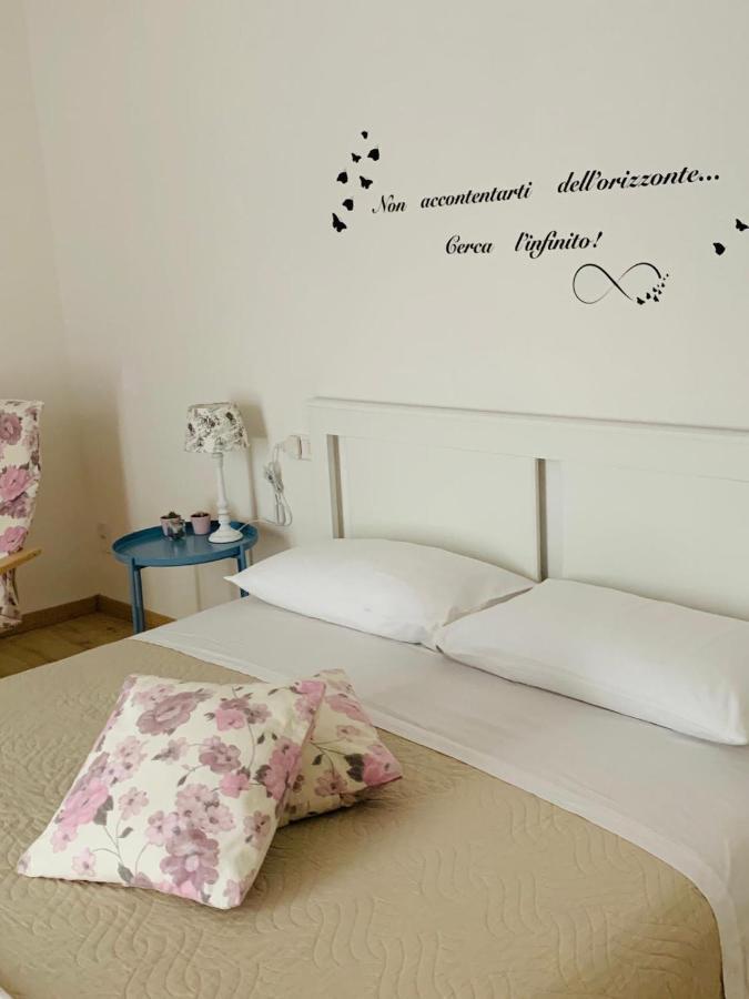 Il Nido Di Tiffany Apartamento Massino Visconti Exterior foto